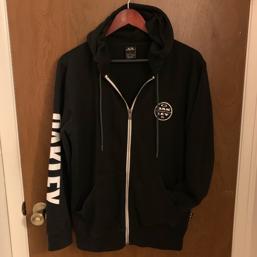 Oakley ‘75 Patch Regular Fit Fleece Hoodie - Picture 2 of 5